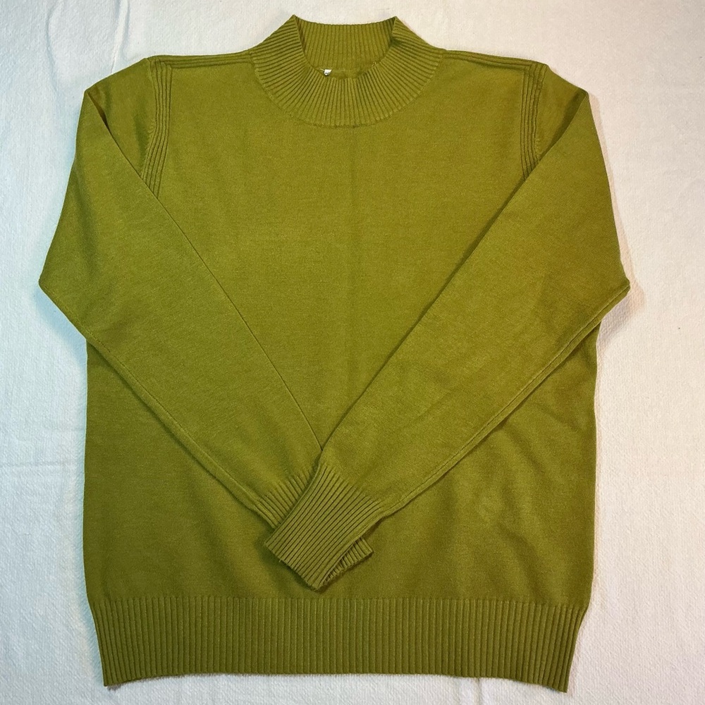 Olive Green Knit Sweater Mock Neck Long Sleeve Size L Soft Stretch